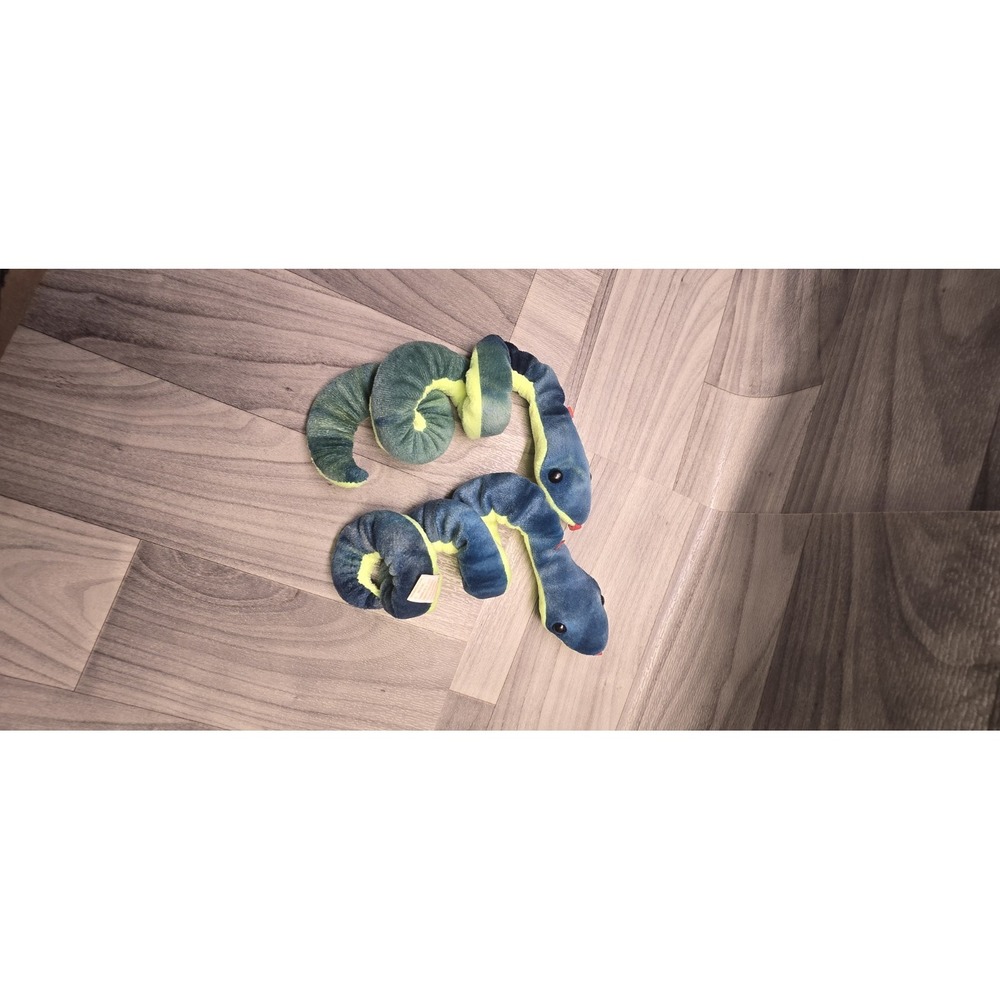 Lot Of 2 vintage 1997 Ty Beanie Baby plush named "Hissy" the Snake